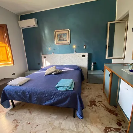 Orion Pensionat Tropea